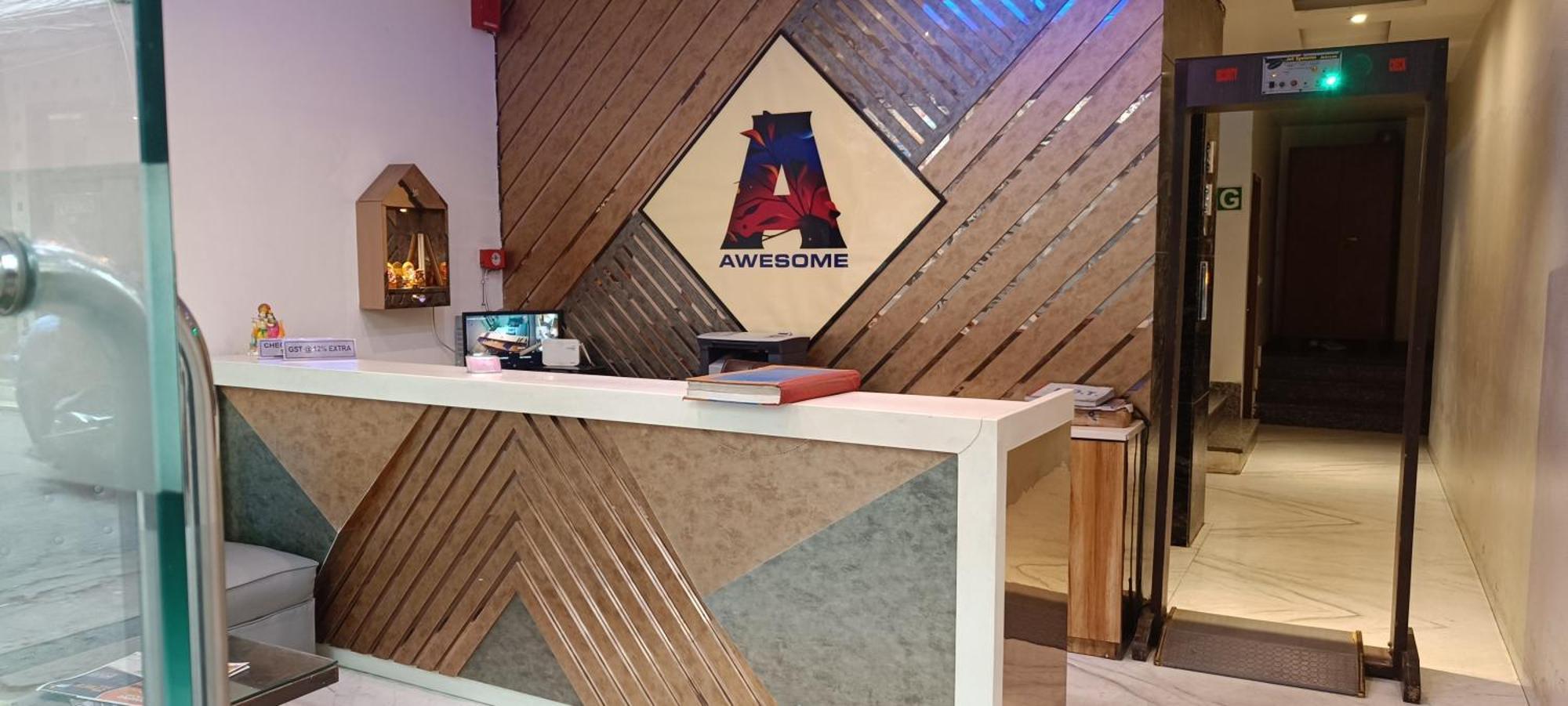 Hotel Awesome International Нью-Дели Экстерьер фото